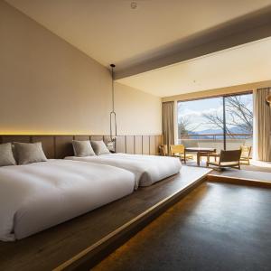 Standard Twin & Tatami with Japanese Style Bed