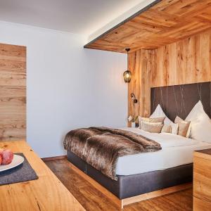 Deluxe Double Room - with Air Conditioning