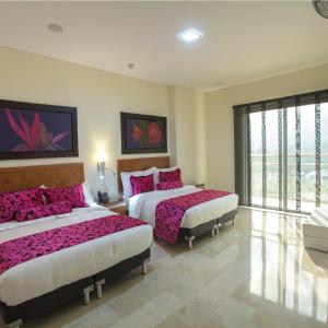 Twin Room with Balcony