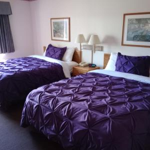 Queen Room with Two Queen Beds - Disability Access