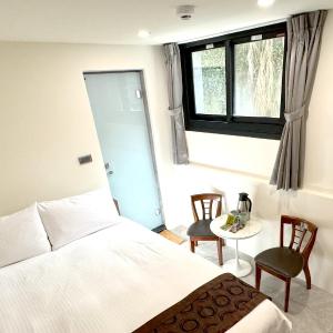 Small Double Room