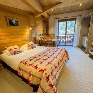 Studio (2 Adults)