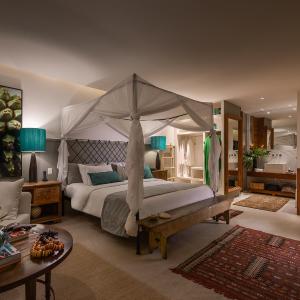 Deluxe Double Room with Sea View and Hot Tub