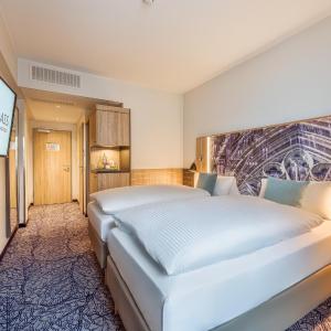 Comfort Twin Room