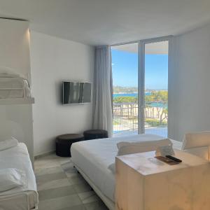 Double Room with Lateral Sea View and Balcony