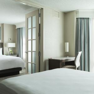 Two-Room King Suite with Murphy Bed