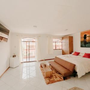 Deluxe King Suite