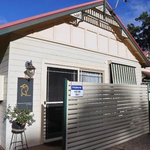 Queen Studio