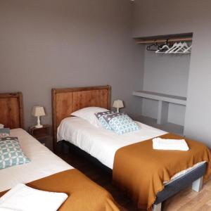 Standard Twin Room - Street Side