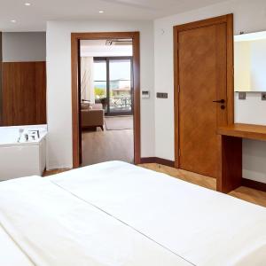 Suite with Sea View