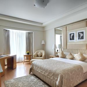 Day Use Room for 4hrs (Any 4hrs between 10AM – 5PM) 
