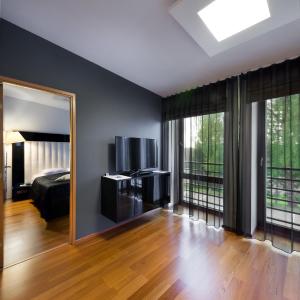 One-Bedroom Suite with Sauna