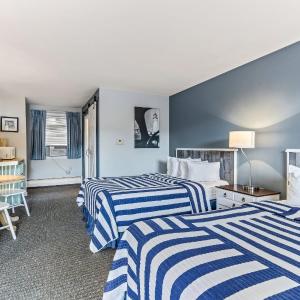 Standard Queen Room with Two Queen Beds