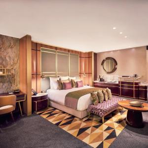 Premier Room