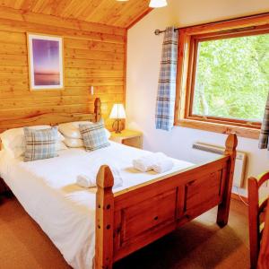 Chalet with Hot Tub