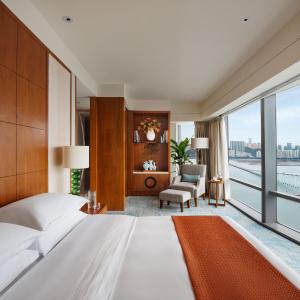 Panorama Tower Suite King