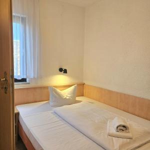 Classic Single Room