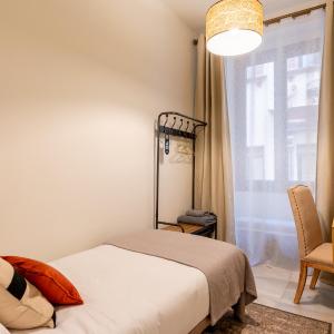Single Room with Private Bathroom