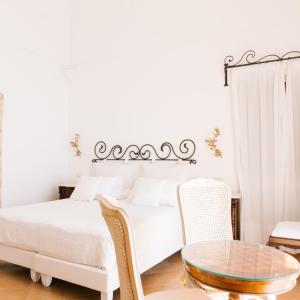 Deluxe Double or Twin Room with Sea View