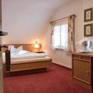 Classic Single Room