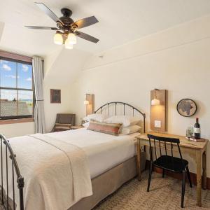 Standard Queen Room, Ensuite, Park View (Room 31)