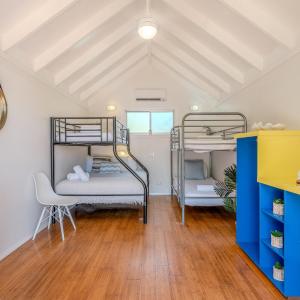 Studio Bathing Box – Shared Bathroom