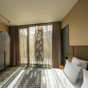 Superior Double or Twin Room with Terrace