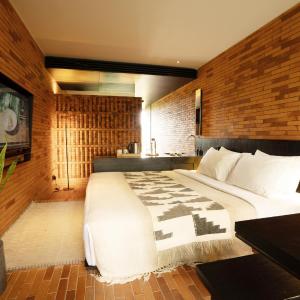 Signature Aksen  Double  Room with Balcony 