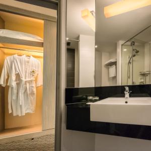 Premier King or Twin Room  