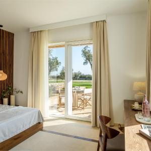 Suite with Garden View