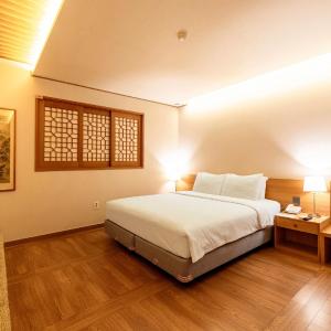 Standard KOR Double Room