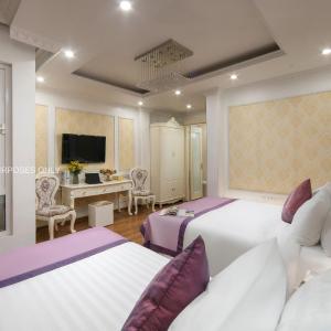Deluxe Family Room