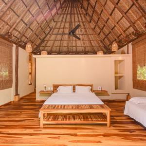 Deluxe Bungalow