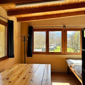 Bed in 10-Bed Mixed Dormitory Room