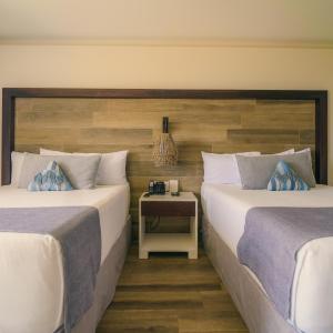 Superior Double Room Partial Sea View - Early Resort Access