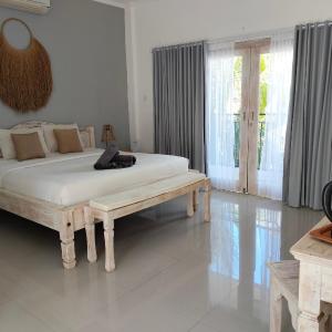 King Room with Mountain View