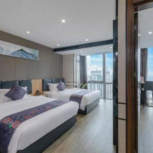 Comfort Triple Room