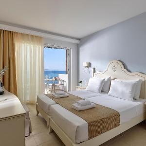Comfort Room, Beach Front