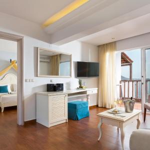 Premium Suite, 2 Rooms Beach Front