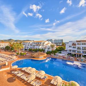 Double Room with Pool View (2 Adults + 1 Child)
