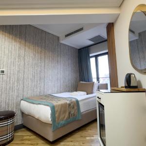 Budget Single Room