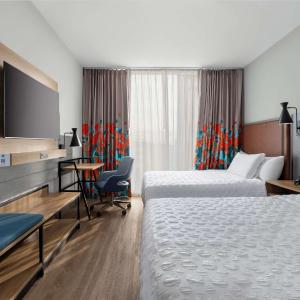 Queen Room with Two Queen Beds and Roll-In Shower - Mobility and Hearing Access