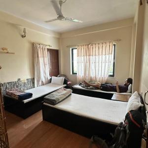 Mixed Dormitory Room