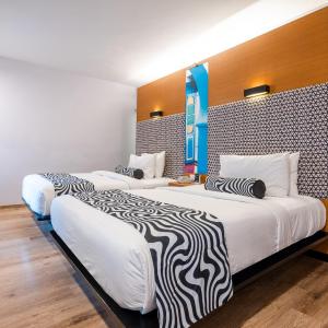 Classic with Twin Bed ( 30% Off on Meal Upgrade and  20 % Discount On Laundry)