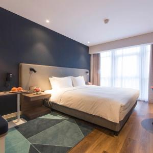 Standard King Room with Extra Floor Space
