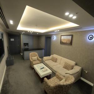 Premium Suite