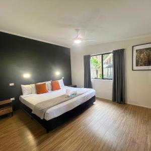 Deluxe King Suite