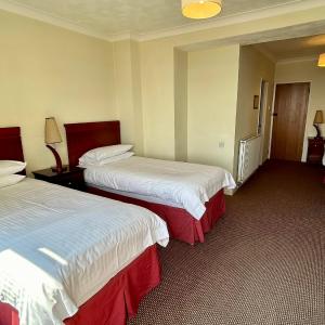 Standard Triple Room with Sea View