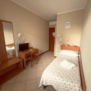Single Room with Shower