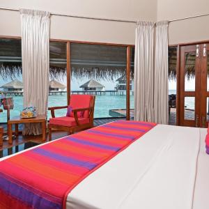 Sunset Water Villa with USD 50 Spa Credit Per Person | 10% Off on Excursions | FREE One Hour Sunset Photo Cruise for Minimum 3 Night Stays